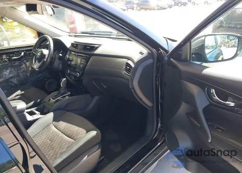 2017 Nissan Rogue Sv z USA, uszkodzony, nr VIN 5N1AT2MT3HC833809